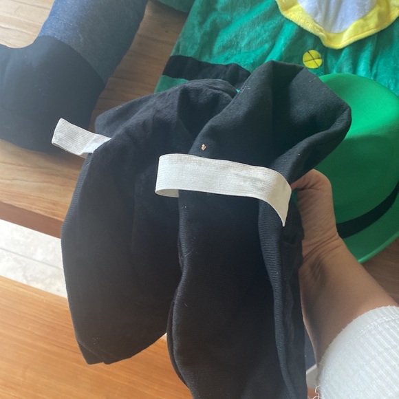 👻 Leprechaun Piggyback Costume - Picture 9 of 10